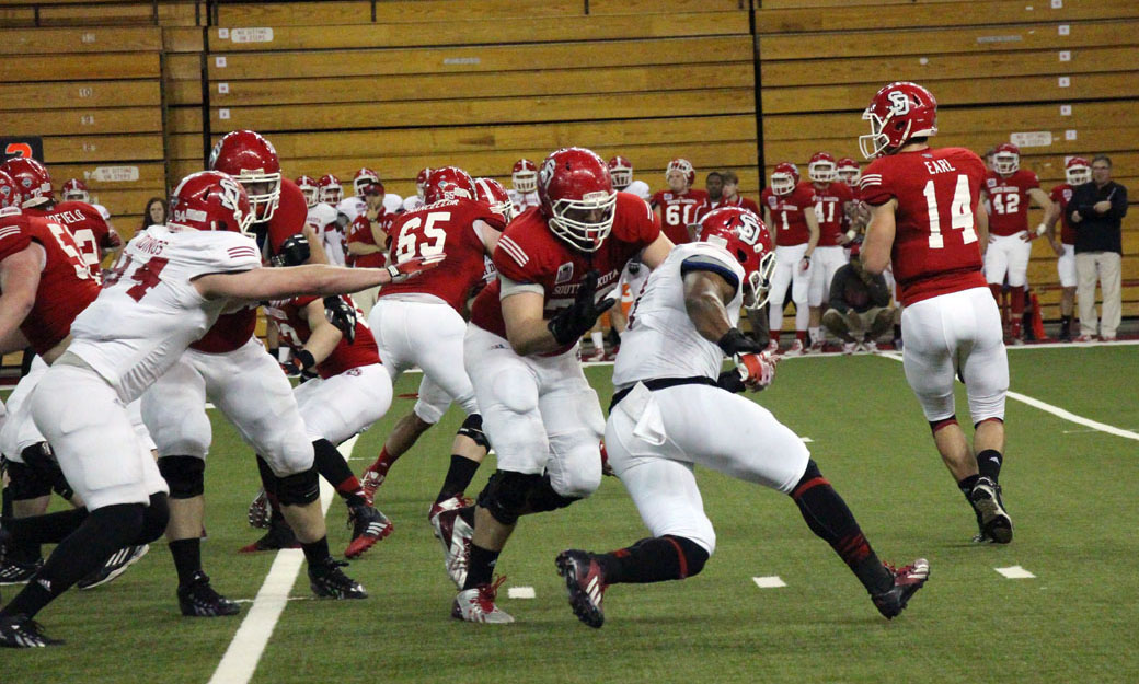 Kramer stands out in Red-White spring game