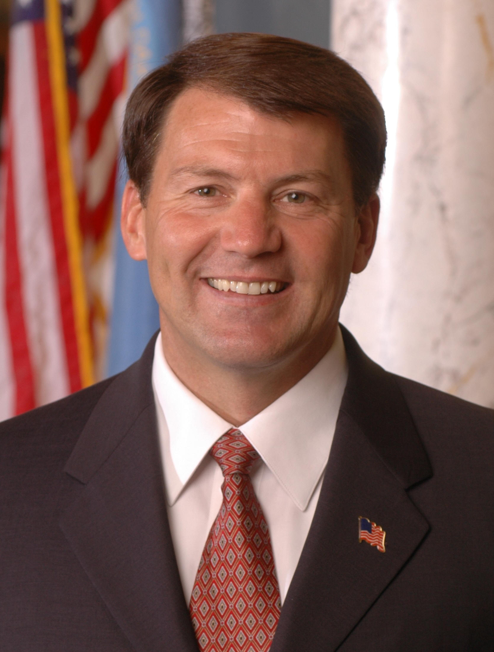 Gov. Mike Rounds: Federal government needs to be reined in