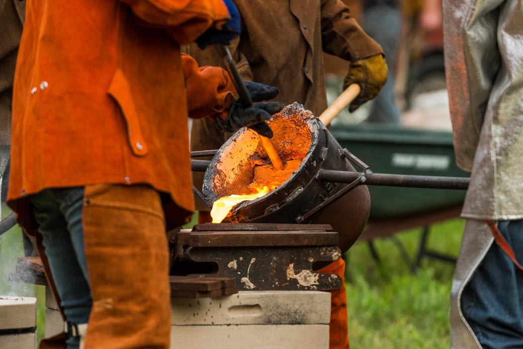 The Little Pour on the Prairie: Art students participate in iron pour