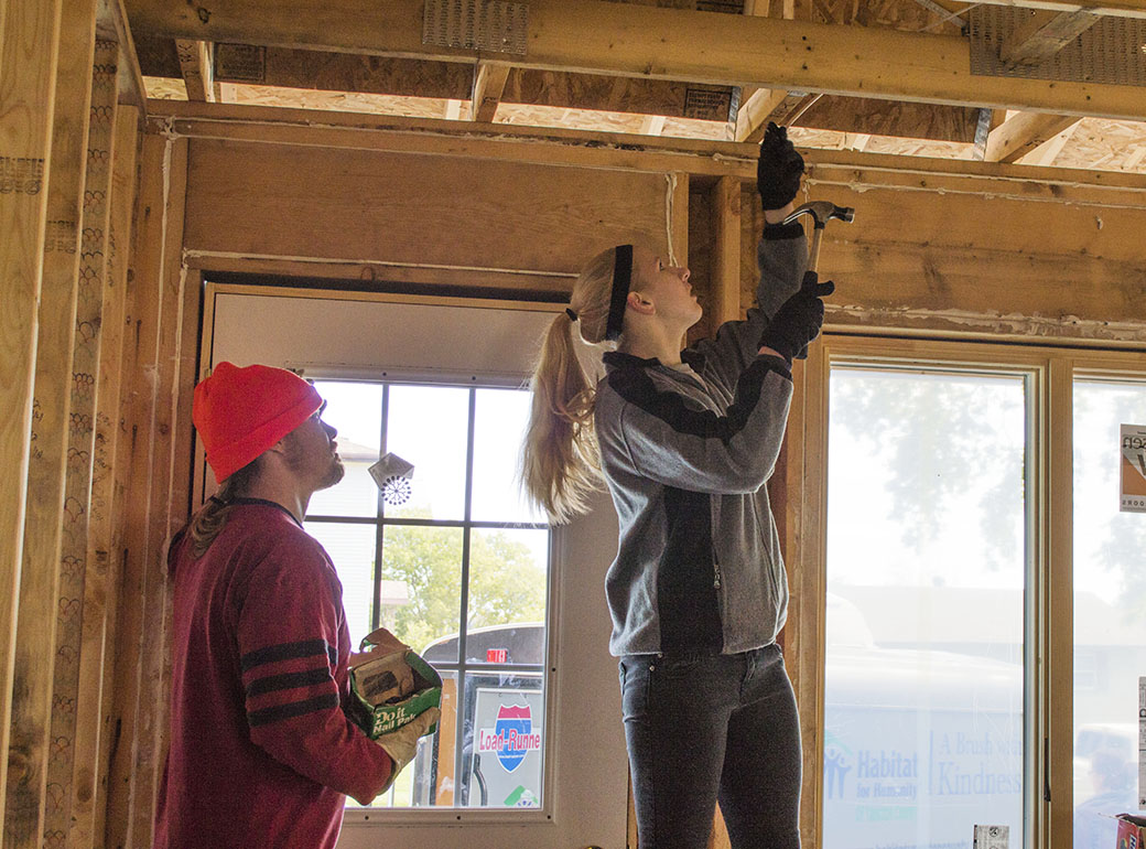 Habitat for Humanity volunteers give hope in community