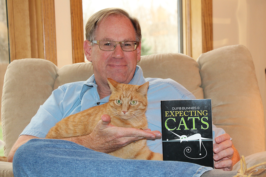 Moen shares love of cats through book