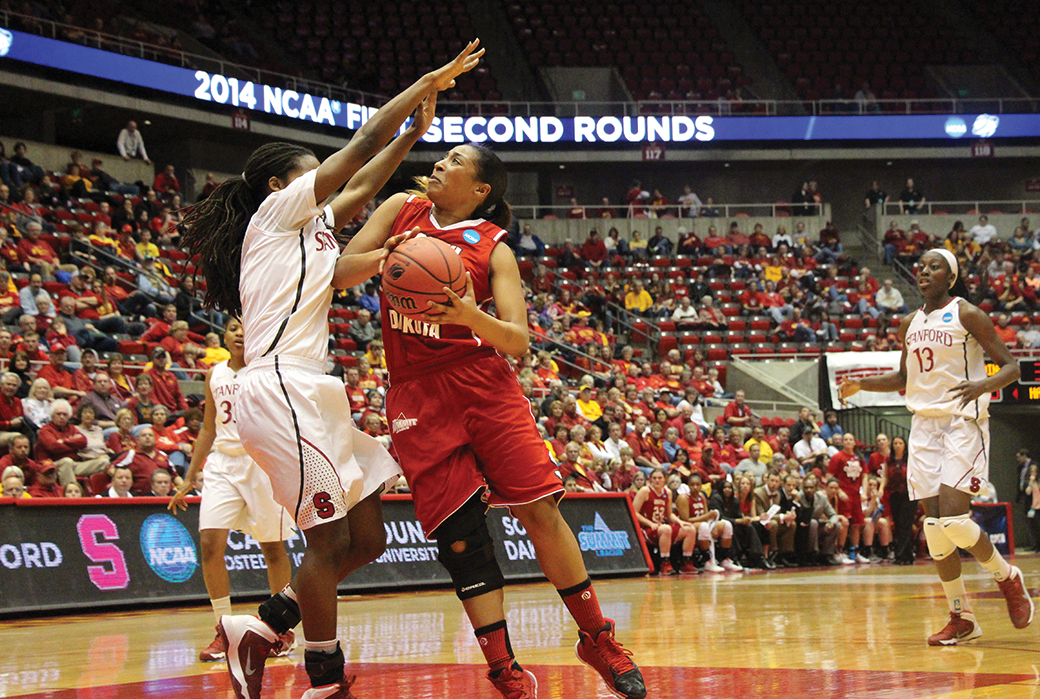 Women’s basketball focuses on defense for first game