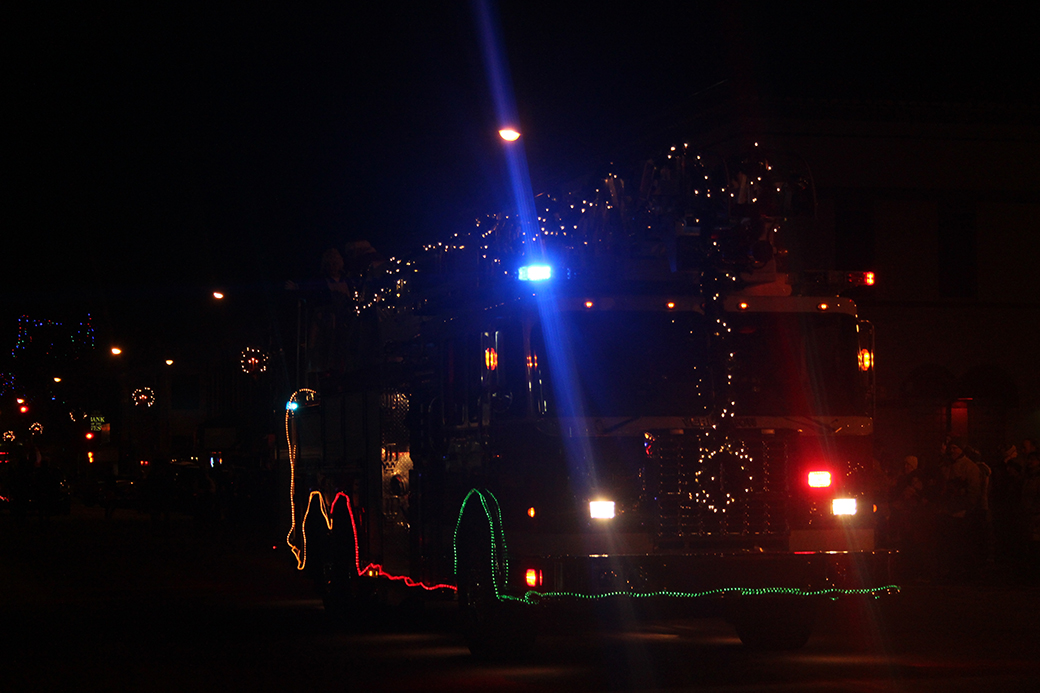 PHOTOS: Annual parade lights up downtown Vermillion