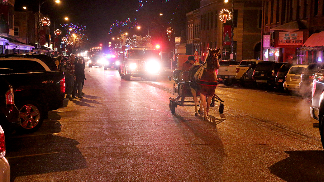 Community gathers downtown for annual Parade of Lights celebration