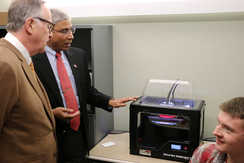3-D printing lab will help shape ‘next generation of entrepreneurs’