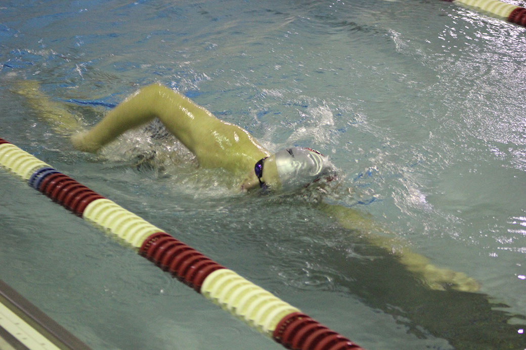 Swimming and diving teams prepare for Summit League Championships