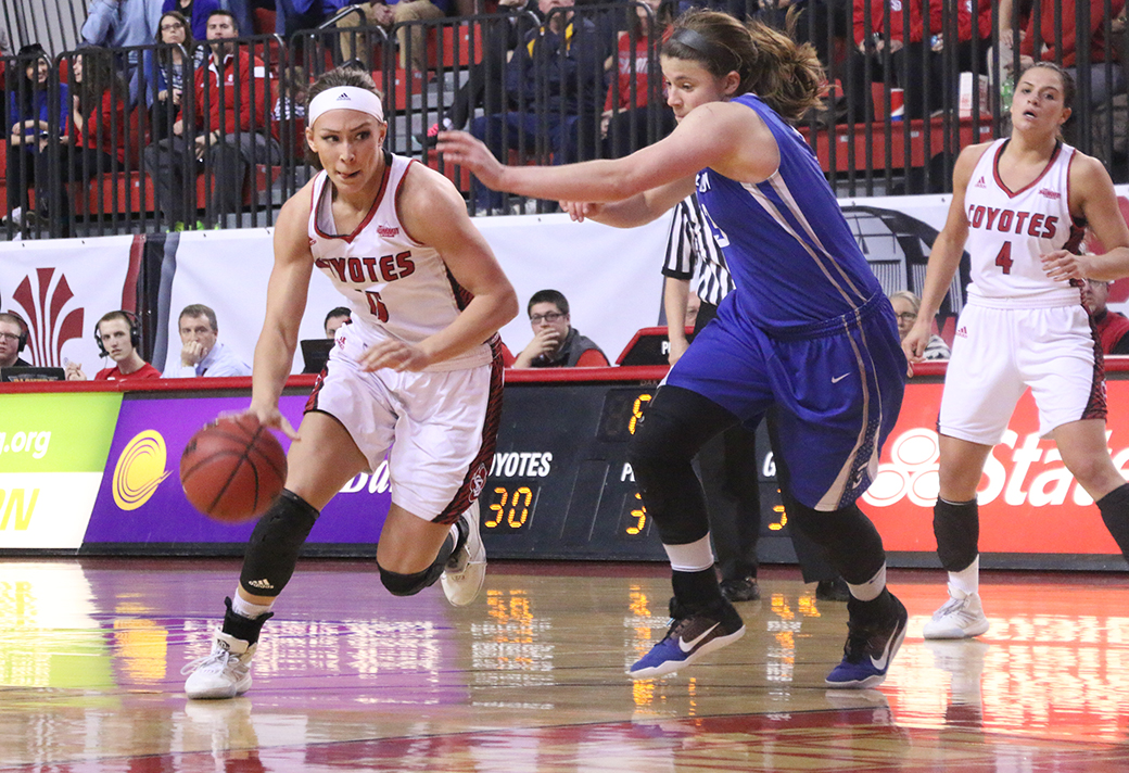 Coyote women advance to Sweet 16 of WNIT