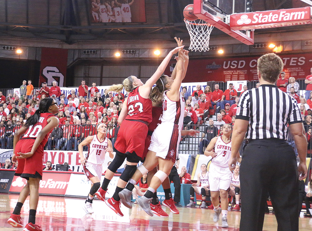 Fifth ‘final’ game in the DakotaDome sees Coyote women face off against Oregon in WNIT Final Four