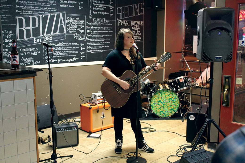 R-Pizza serves a slice of the local music scene