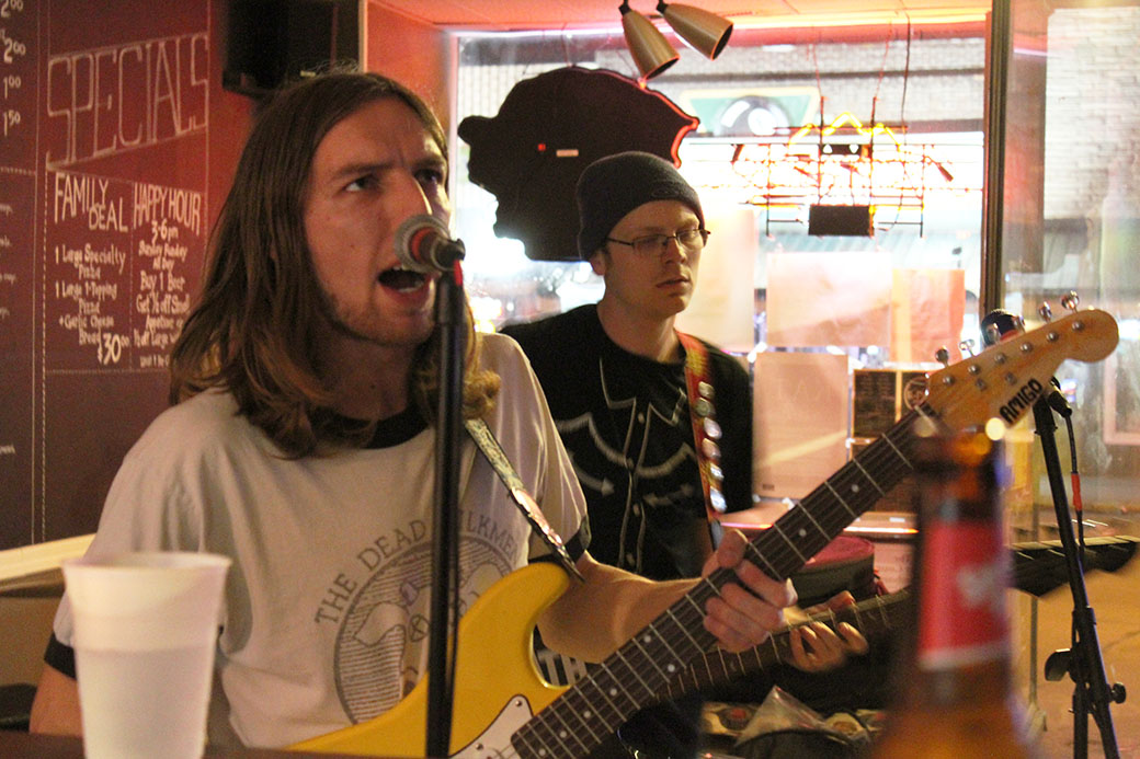Photo gallery: R-Pizza hosts Wood Chickens, Tenenbaums, Baby D