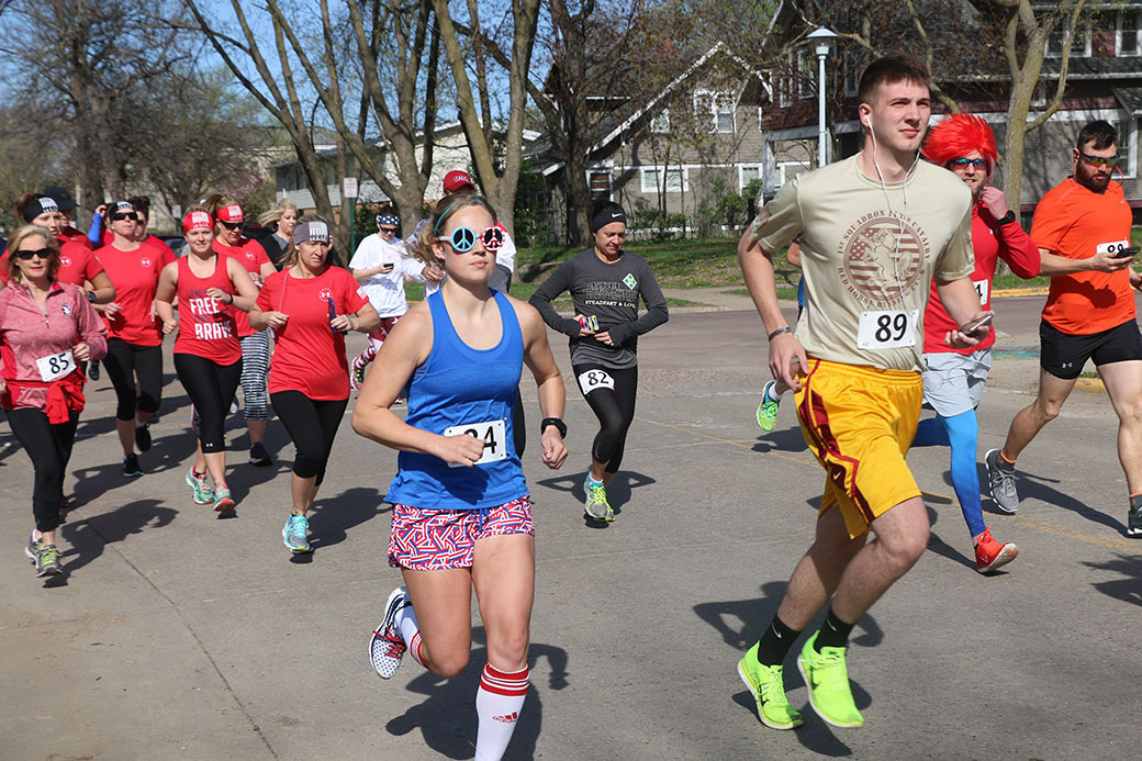 Photo gallery: RED Run honors deployed troops
