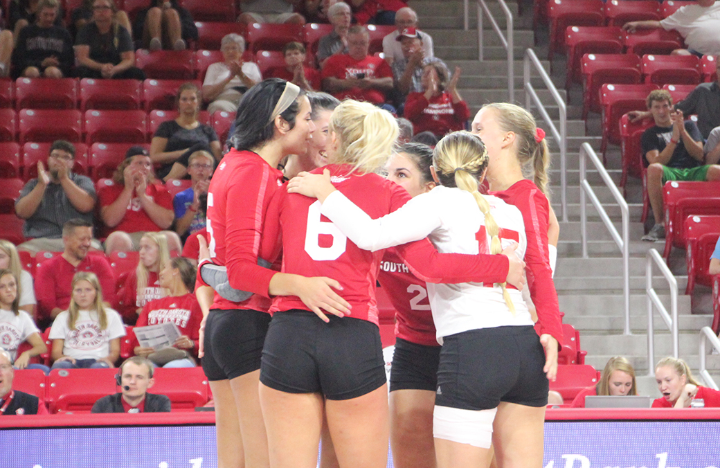 Photo gallery: Volleyball team falls to NDSU in second day of Summit League play