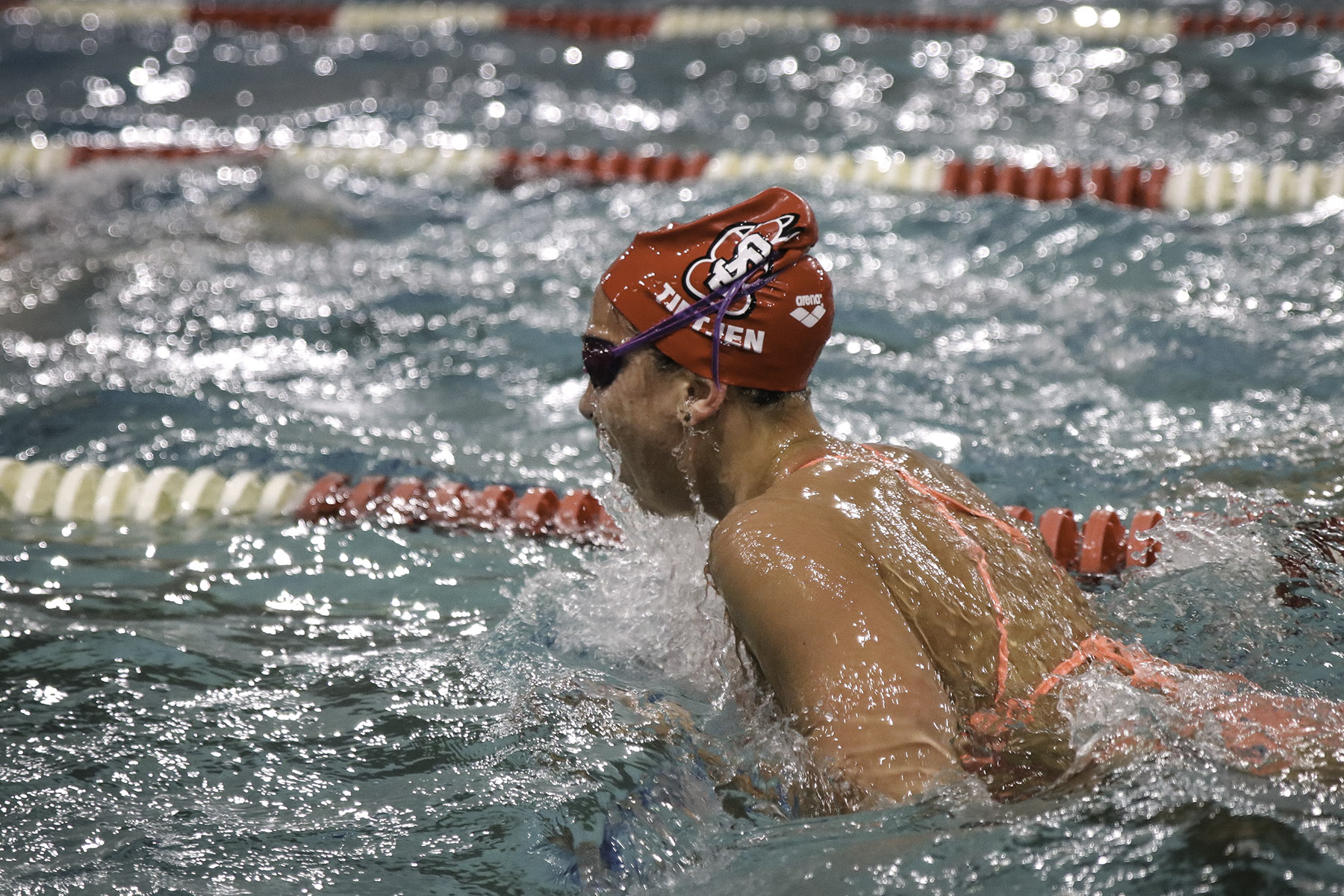 Break out the brooms! Coyotes sweep Western and Eastern Illinois in swimming and diving