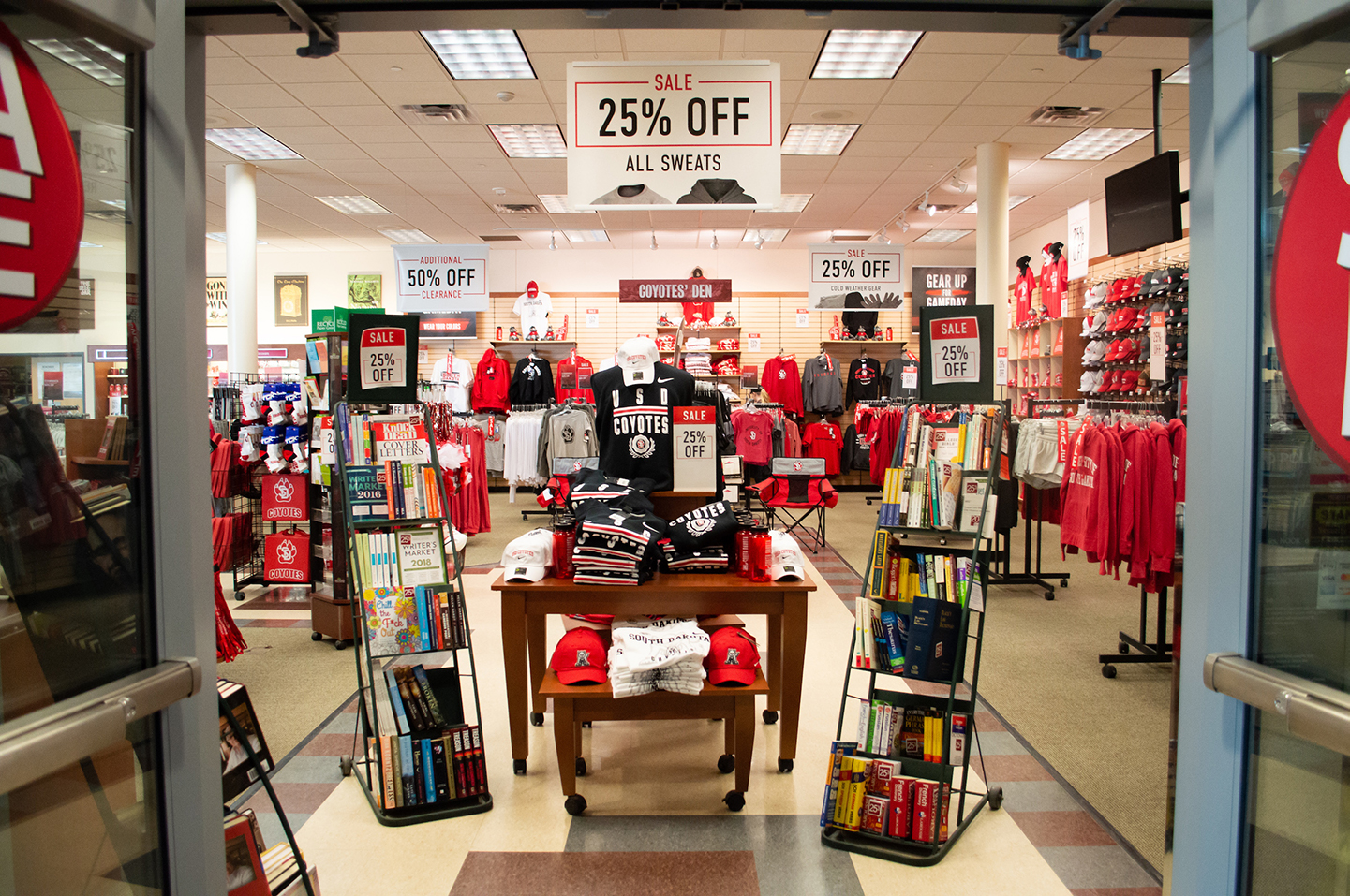 USD bookstore bypasses contract renewal with Barnes & Noble, will convert to online platform