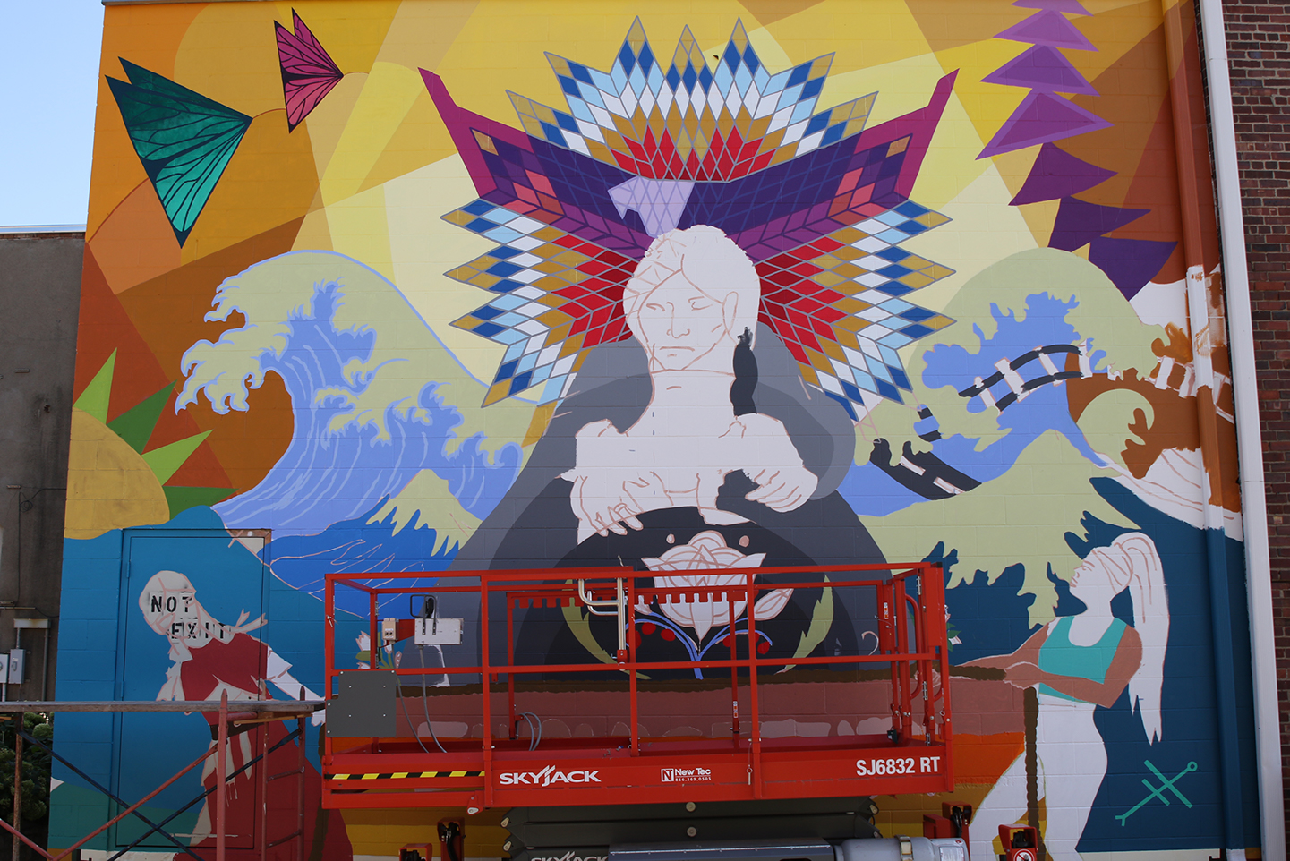 New Mural Graces the Streets of Downtown - The Volante