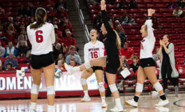 Volleyball defeats Central Michigan in first round NIVC win