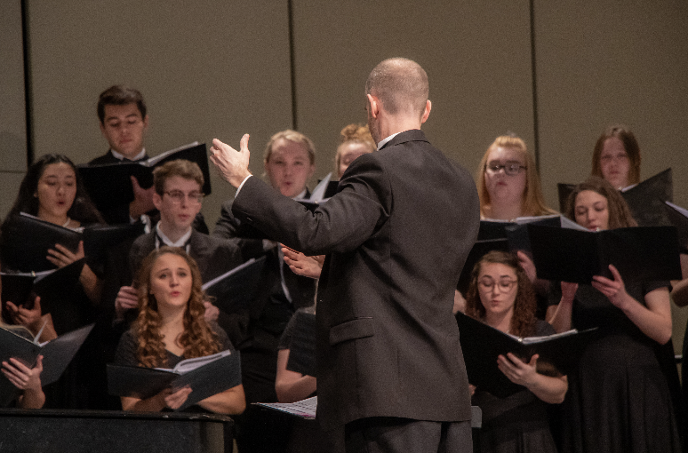 Senior singers reflect after Spring Choral Showcase