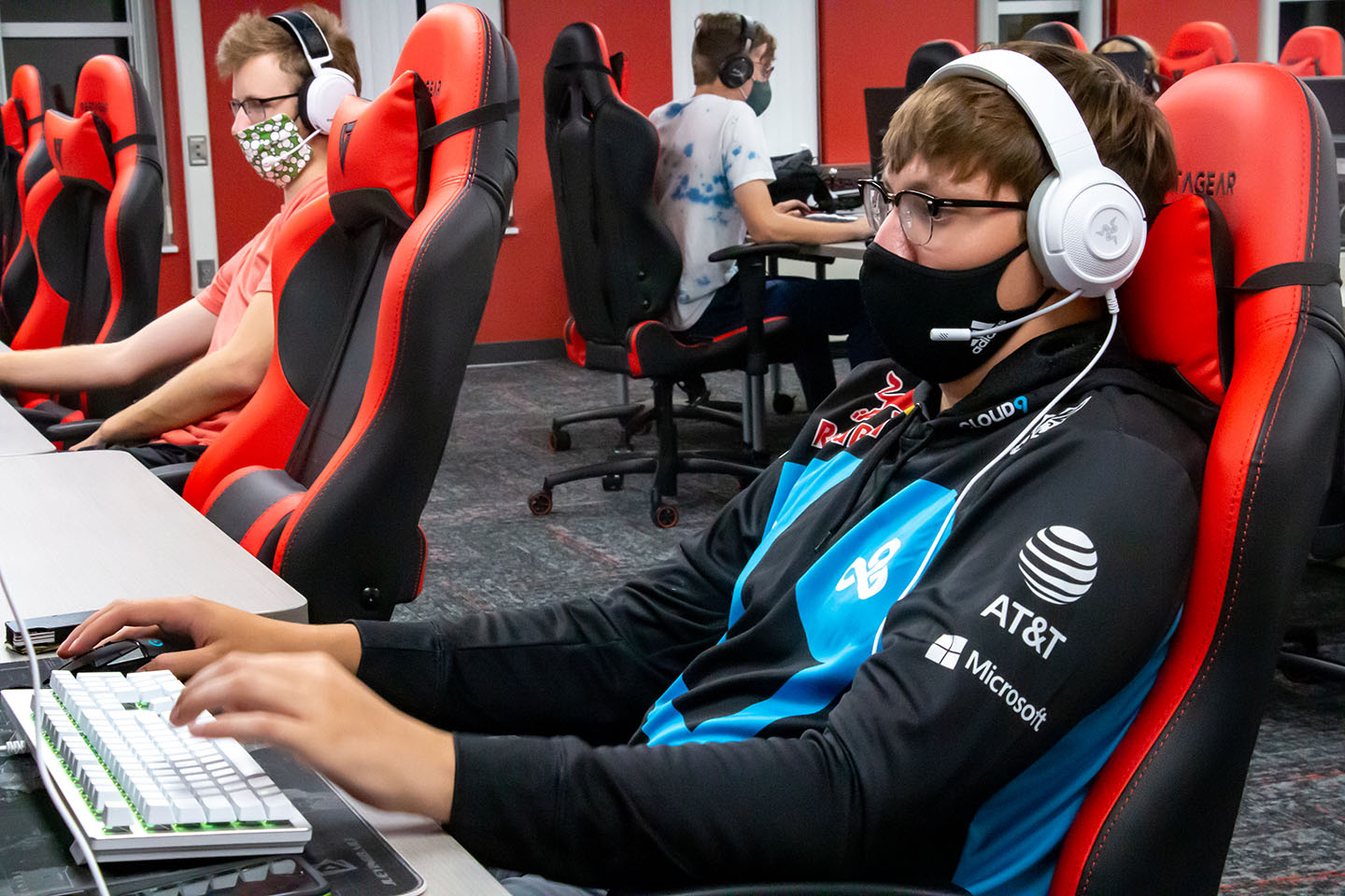 USD Esports opens new gaming arena