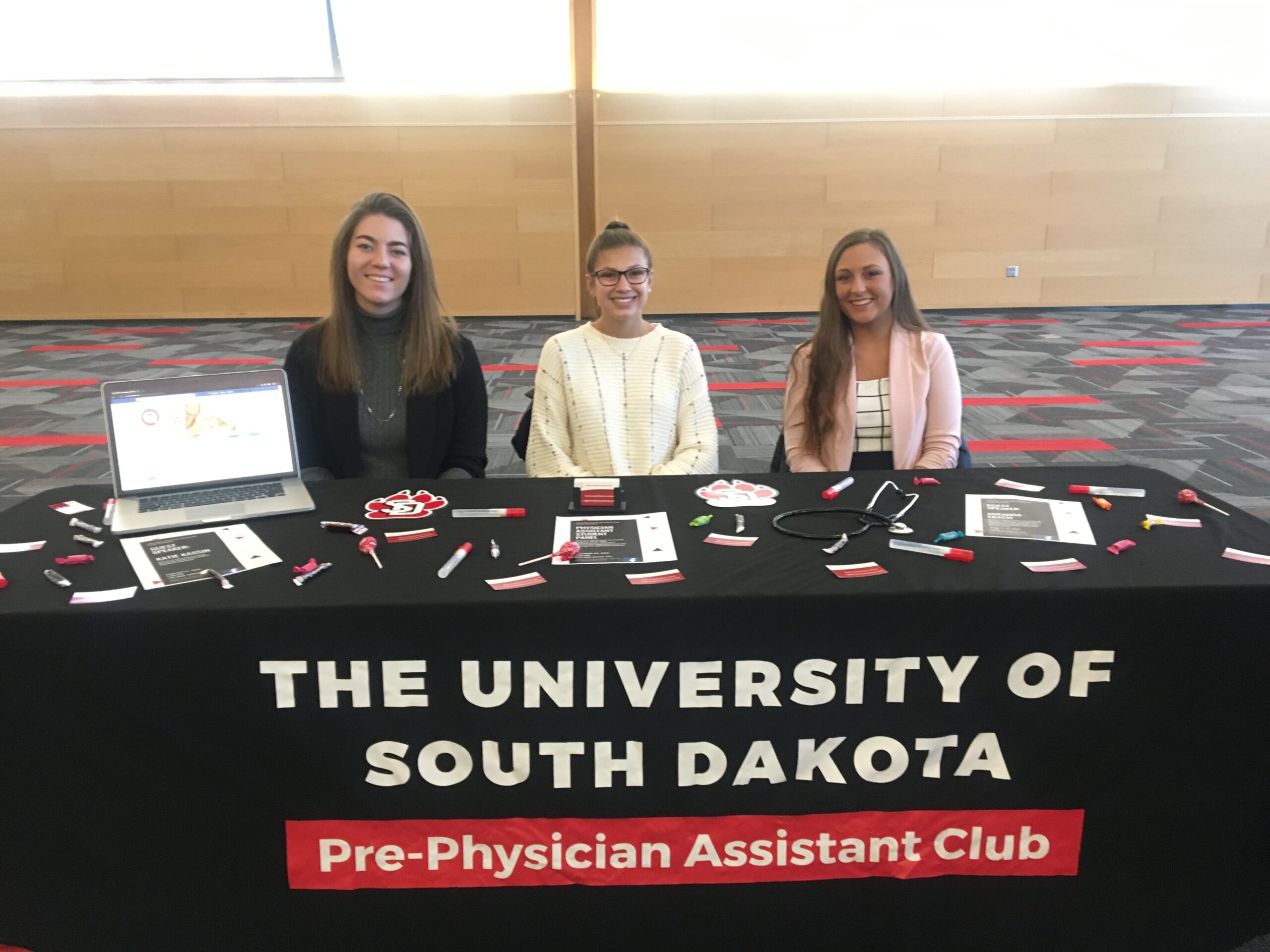 Pre-Physician’s Assistant Club provides resources, help to students looking to become PAs