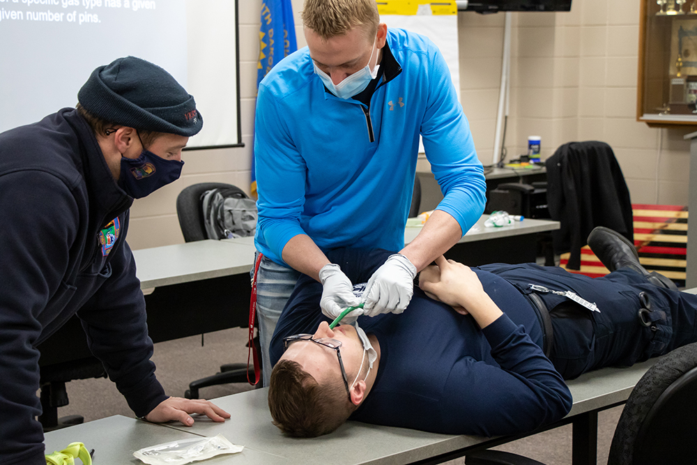 EMS Association starts EMT courses for USD students