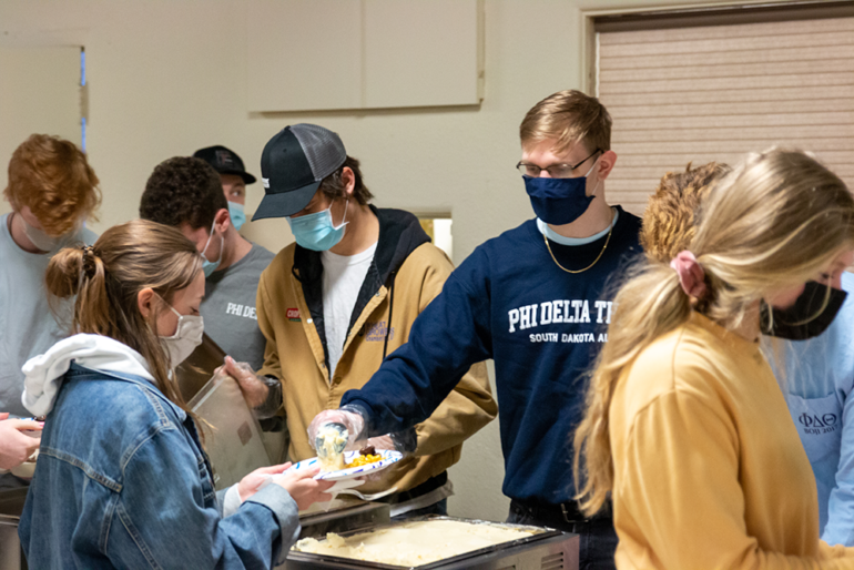 Phi Delta Theta adds take-out option to annual Chislic Feed