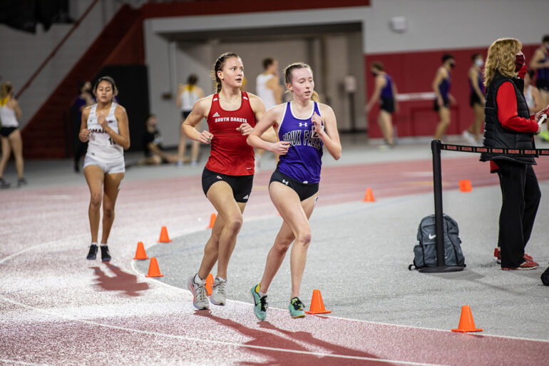 Coyote track & field flourishes at Sioux City Relays The Volante