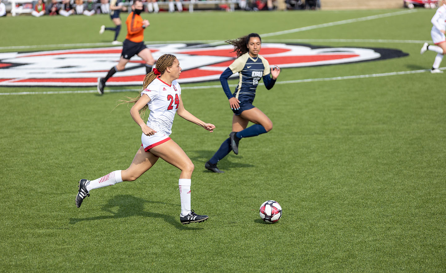 Soccer finishes spring season with Summit League Tournament loss
