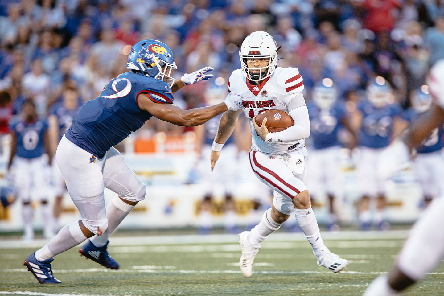 USD Football falls to Kansas in nail-biter