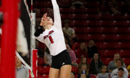 Volleyball completes sweep of Jacks with 3-1 win