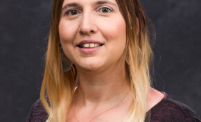 Associate professor receives Emerging Scholar Award