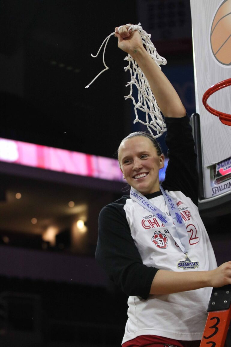 Sjerven, Lamb enter WNBA Draft with Sjerven heading to Minnesota Lynx