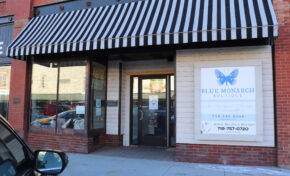 The Holiday Stroll Brings Joy to the Community