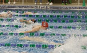<strong>Swim and Dive Split Duels on Senior Day</strong>