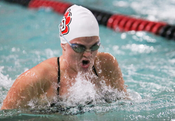 <strong>Swim and Dive Break 17 School Records in Minneapolis</strong>