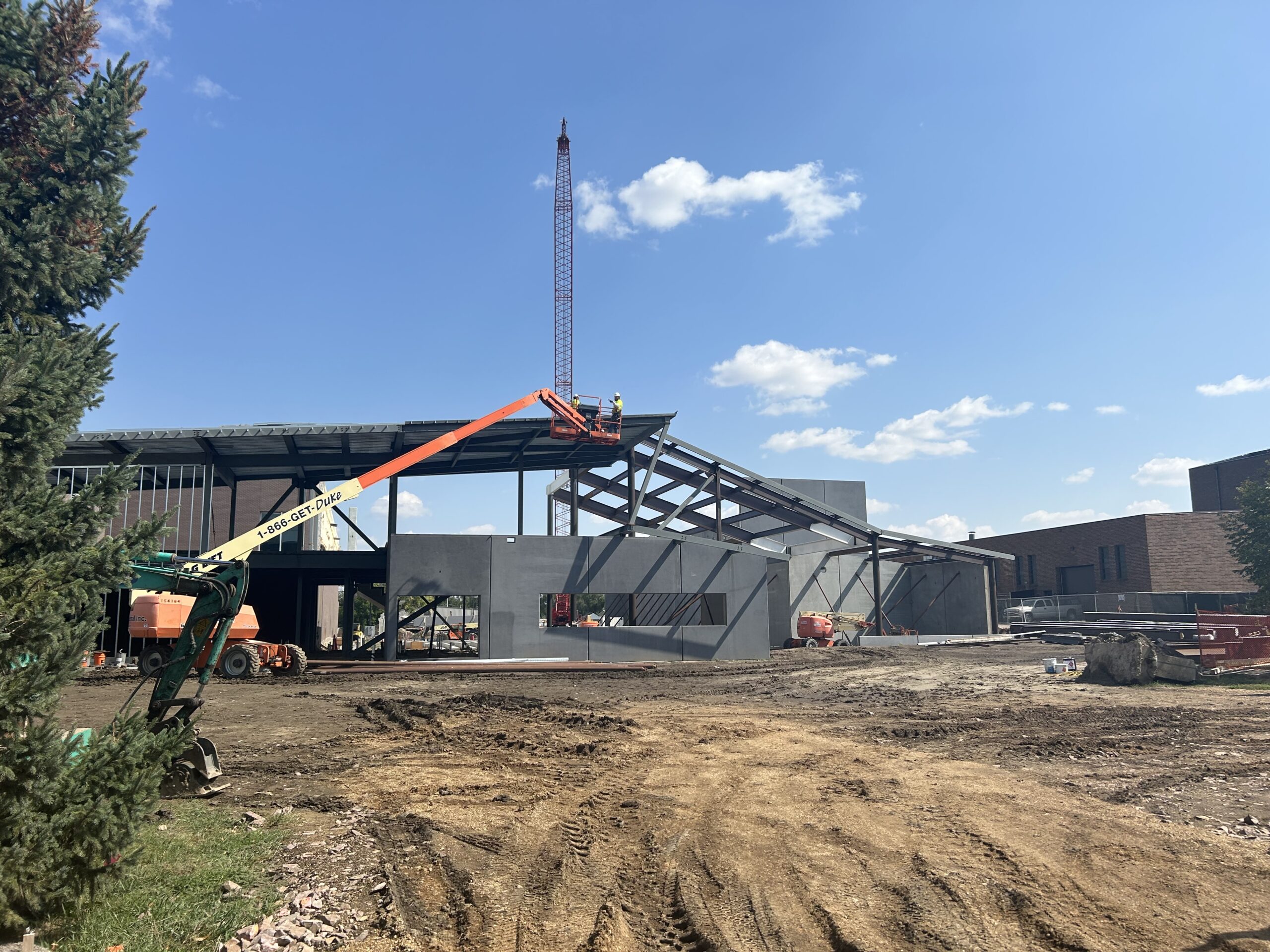 USD’s Wellness Center Building New Pool