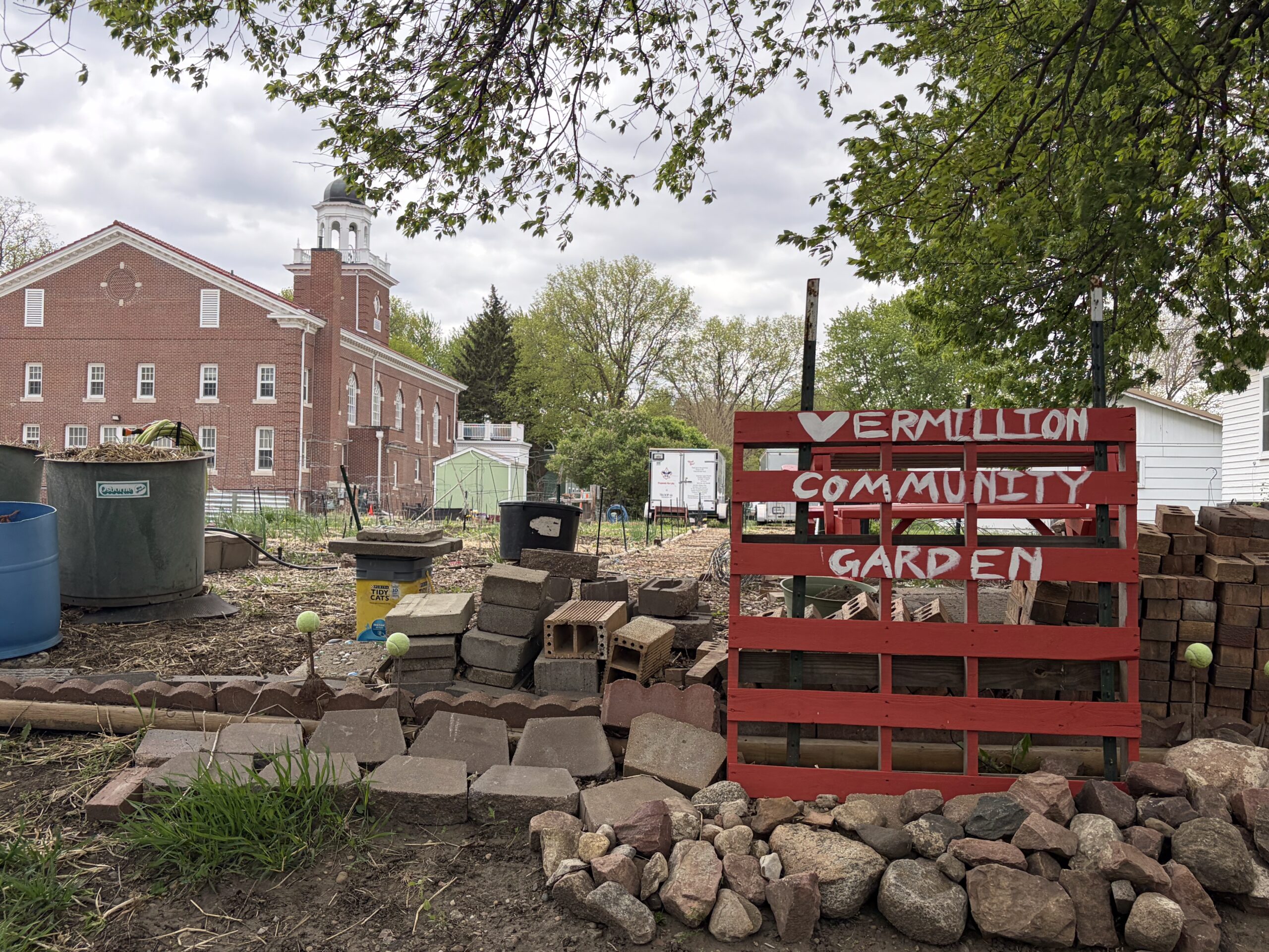 A growing season for the Vermillion Community Garden